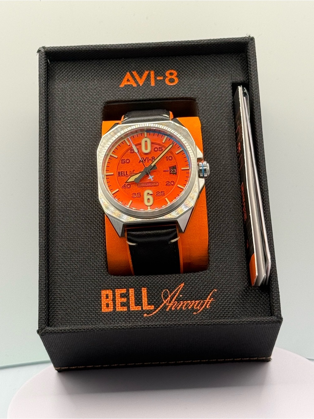 AVI-8 Bell X-1 Machbuster Automatic - Retro Orange, model AV-4115-02 - Full Kit